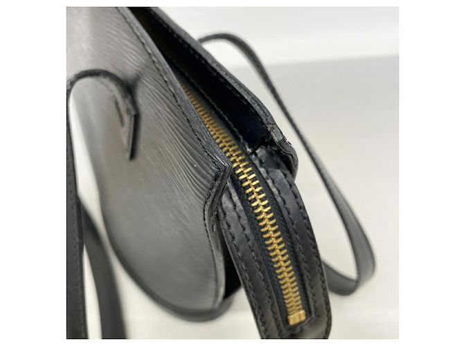 Borsa a tracolla Louis Vuitton Epi Saint Jacques Poignée Long Nero - vista 10
