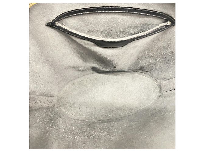 Borsa a tracolla Louis Vuitton Epi Saint Jacques Poignée Long Nero - vista 4