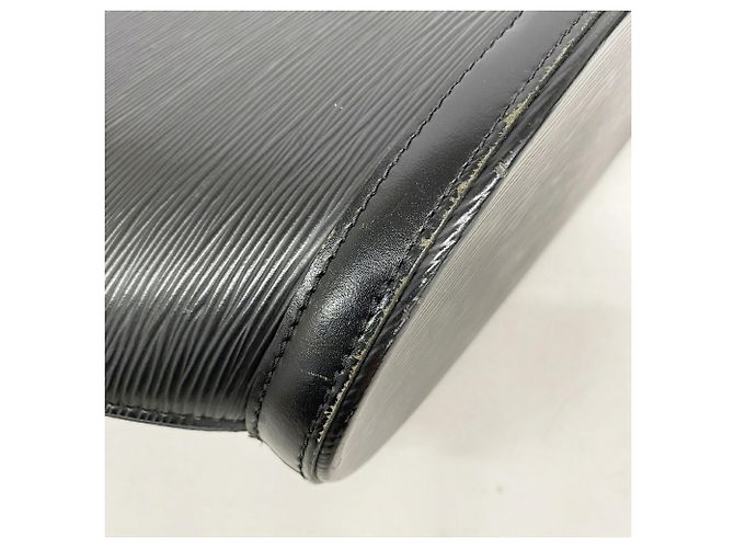 Borsa a tracolla Louis Vuitton Epi Saint Jacques Poignée Long Nero - vista 6