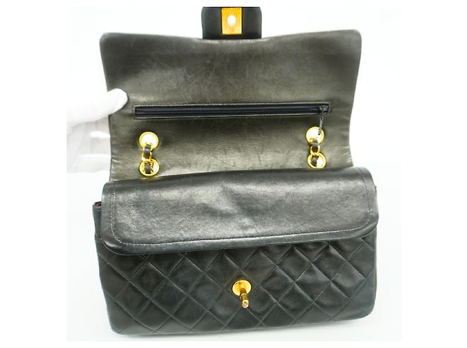 Borsa a tracolla Chanel Matelassé Nero - vista 12