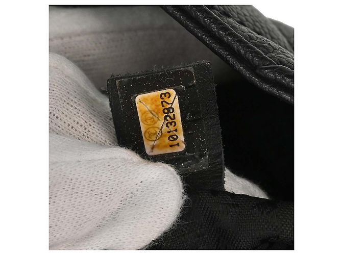 Chanel Mademoiselle Lock Quilted Caviar Large Nero - vista 4