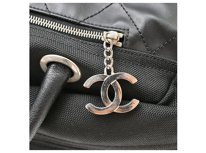 Chanel Biarritz Duffle Quilted Canvas Large Nero - vista 7