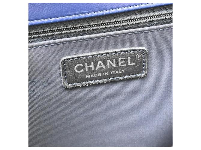 Chanel Boy Lambskin Large Blu - vista 4
