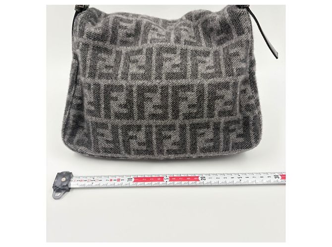 Borsa a secchiello Fendi Man in grigio Marrone - vista 4
