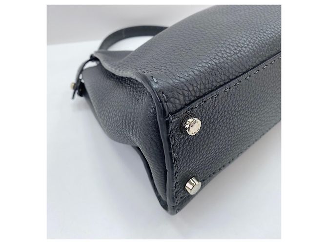 Borsa a mano e a tracolla FENDI Peekaboo Marrone - vista 5