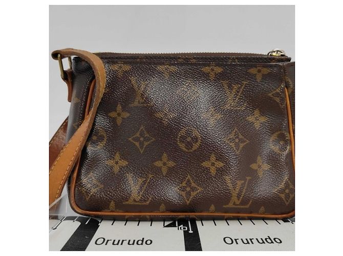 Bolsa de Ombro Louis Vuitton Monogram Marrom - vista 2