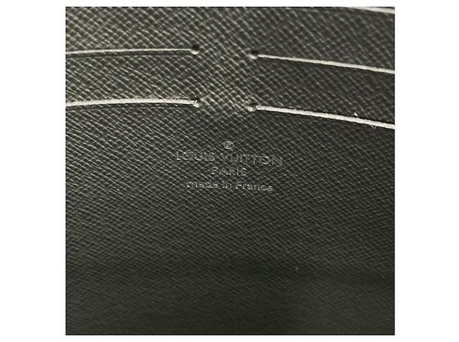Pochette Louis Vuitton en cuir Taiga Ardoise Gris - vue 8