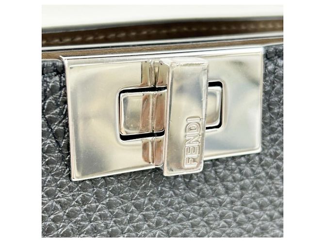 Borsa Small Fendi Selleria Peekaboo I.C.U. Nero - vista 5