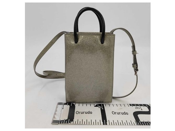 Everyday Borsa a tracolla Balenciaga in pelle nera e oro Nero D'oro - vista 2