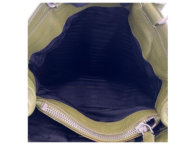 Borsa Prada Vitello Daino in Green Verde - vista 11