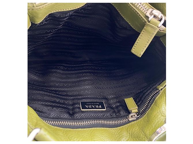 Borsa Prada Vitello Daino in Green Verde - vista 12