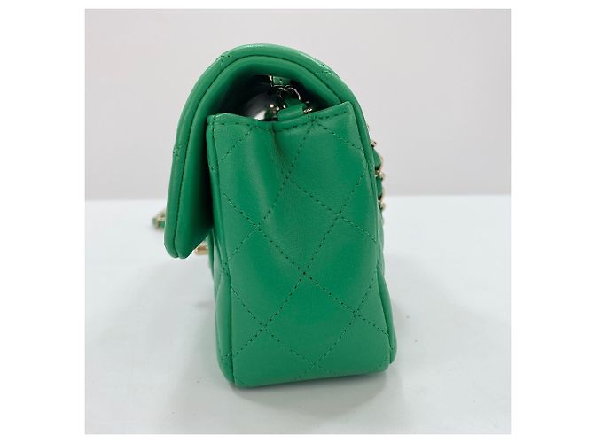Borsa a tracolla CHANEL Mini Matelassé Verde - vista 5