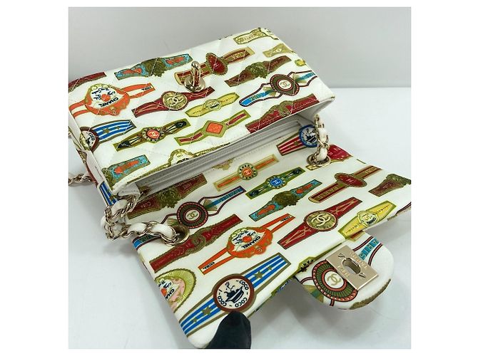 Borsa a tracolla Chanel Mini Matelassé Bianco - vista 10