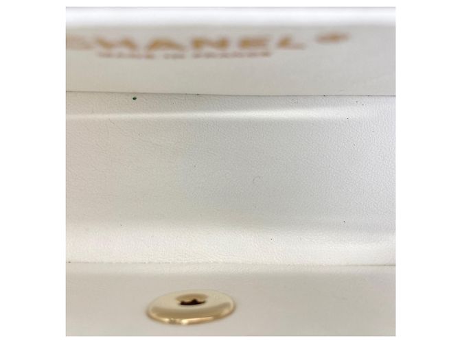 Borsa a tracolla Chanel Mini Matelassé Bianco - vista 11