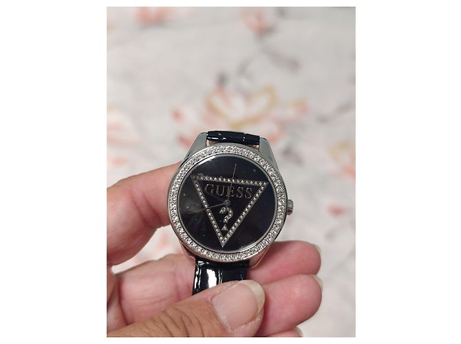 Guess Damenuhr Schwarz Leder Strass - Ansicht 10