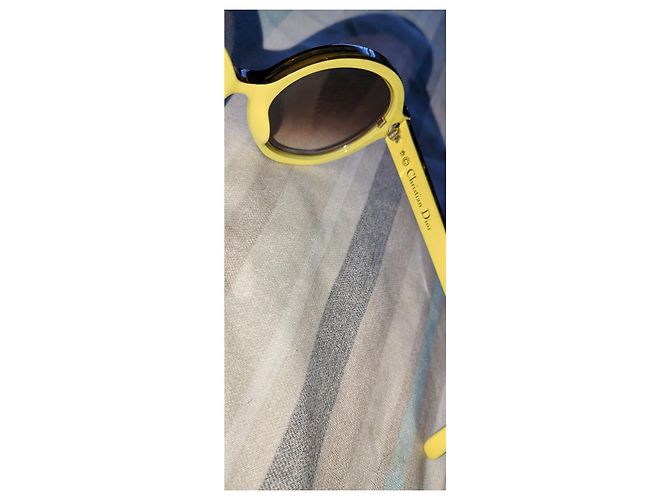Christian Dior Sunglasses Brown Yellow - view 8