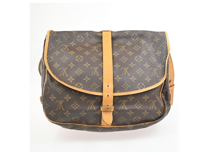 Louis Vuitton Saumur Monogram 35 Marrone - vista 2