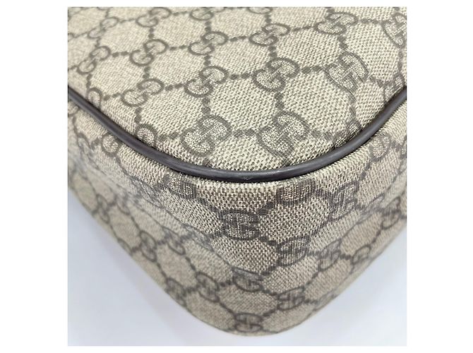 Borsa a tracolla Gucci GG Plus in Beige - vista 7