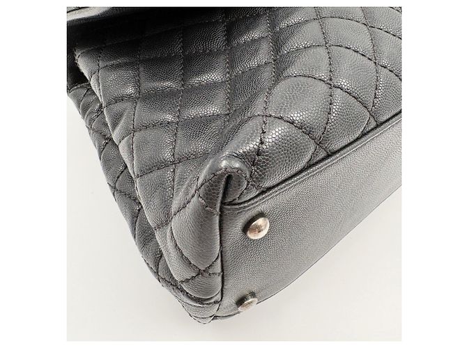 Chanel Matelassé Large Handtasche in Schwarz - Ansicht 8