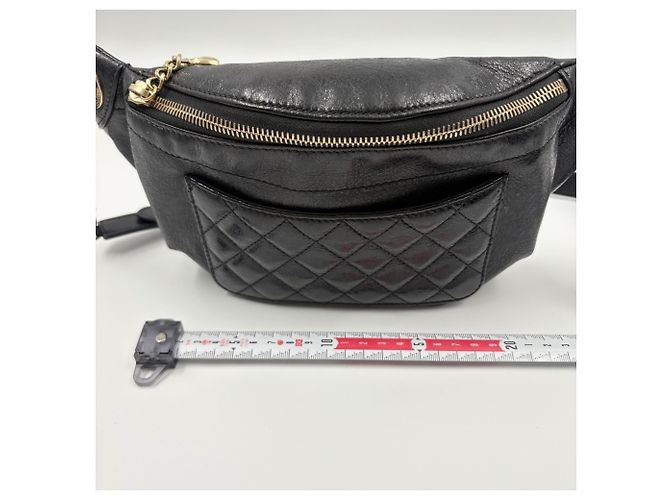 Borsa Sling Chanel Matelassé in Nero - vista 4