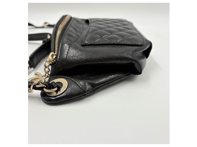 Borsa Sling Chanel Matelassé in Nero - vista 6