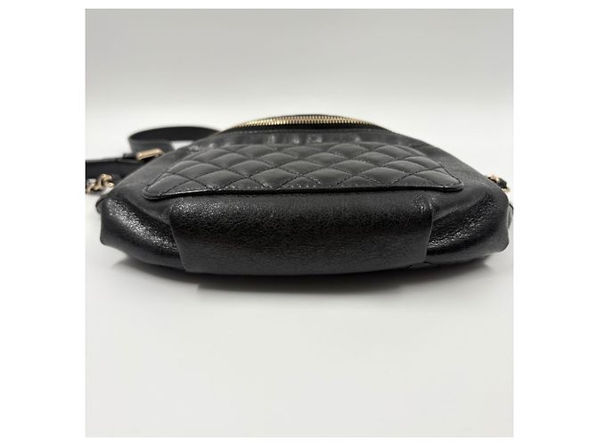 Borsa Sling Chanel Matelassé in Nero - vista 7
