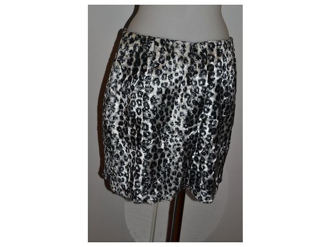 Autre Marque Versus Gianni Versace Minirock aus Kunstpelz in Leopardenprint Schwarz Weiß - Ansicht 4