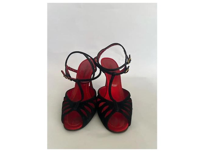 Dolce & Gabbana Sandali con Tacco in Camoscio Nero e Rosso - vista 4