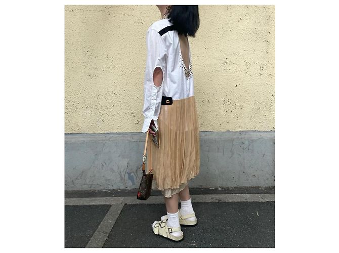 Vestido Prada Runway SS19 de seda con tachuelas Negro Blanco Beige - vista 17