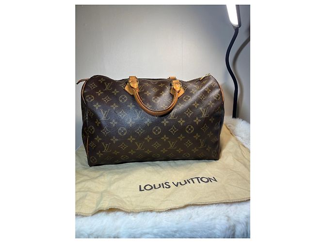 Louis Vuitton Speedy 35 Monogram Bag Brown - view 2