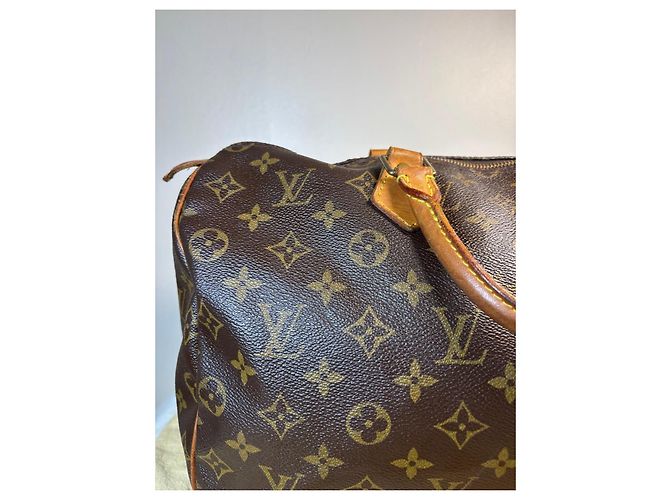 Louis Vuitton Speedy 35 Monogram Bag Brown - view 3