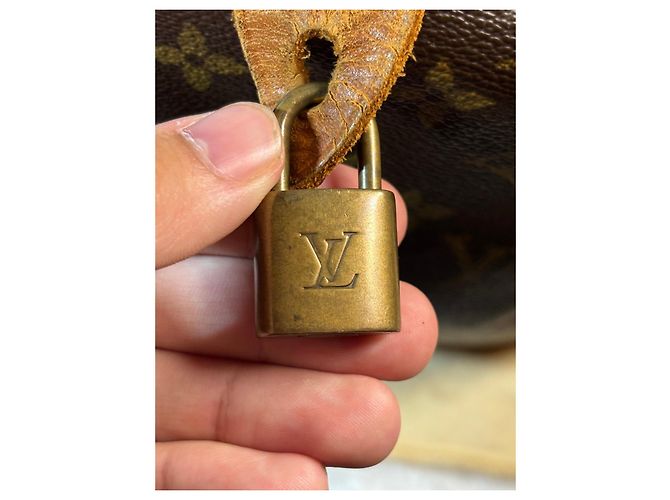 Louis Vuitton Speedy 35 Monogram Bag Brown - view 6