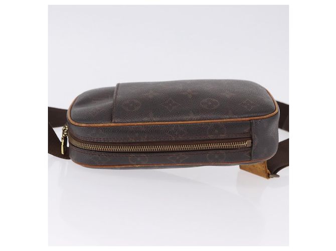 Louis Vuitton Pochette Gange Monogram Canvas Marrone - vista 4