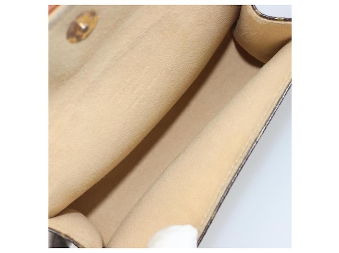 Louis Vuitton Florentine Waist Monogram Canvas medium Marrone - vista 5