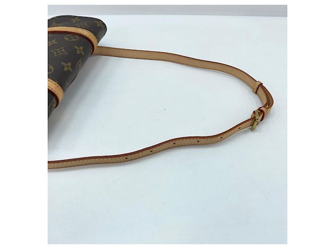 Borsa a tracolla Louis Vuitton Pochette Marelle Marrone - vista 8
