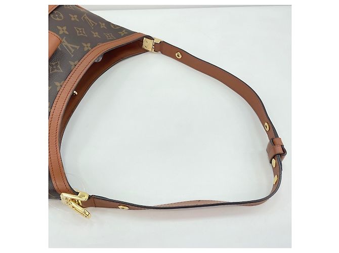Borsa a tracolla Louis Vuitton Dauphine MM Nero - vista 8