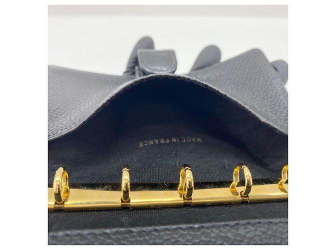 Couverture de carnet d'agenda Chanel en cuir caviar noir - vue 12
