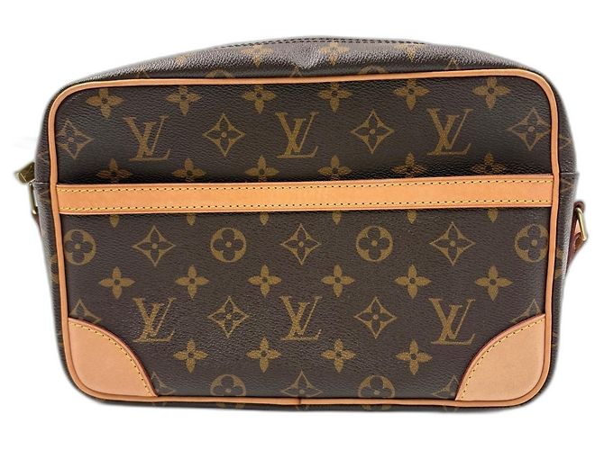 Borsa a tracolla Louis Vuitton Trocadero PM Marrone - vista 2