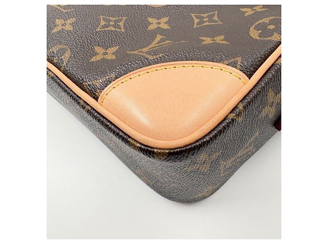 Borsa a tracolla Louis Vuitton Trocadero PM Marrone - vista 9