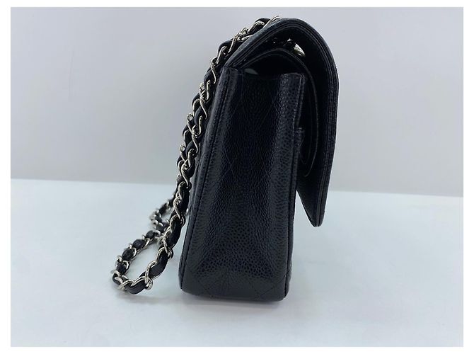 Timeless Borsa a tracolla CHANEL Matelassé in nero - vista 4