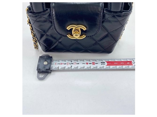 Borsa a tracolla Chanel Matelassé in nero - vista 4