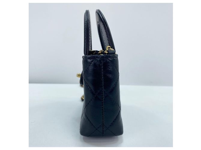 Borsa a tracolla Chanel Matelassé in nero - vista 5