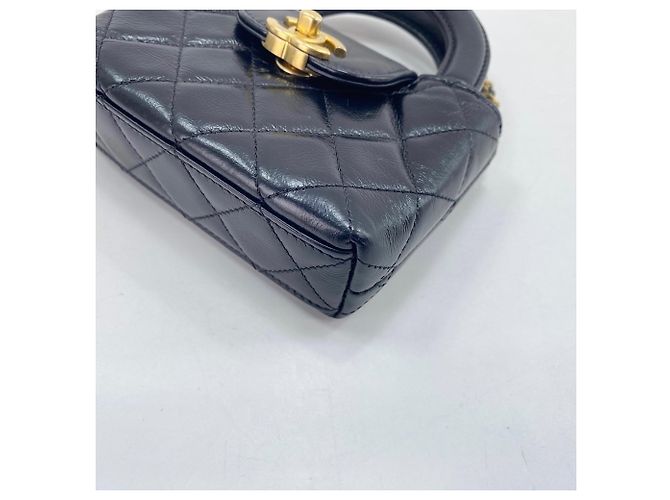 Borsa a tracolla Chanel Matelassé in nero - vista 9
