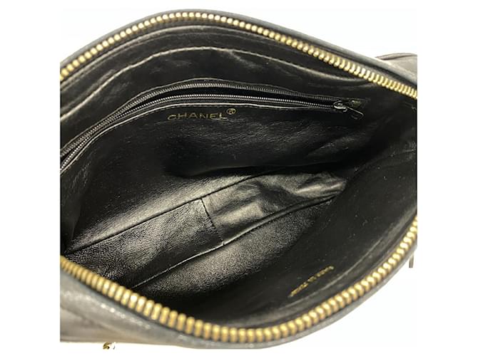Borsa a tracolla Chanel Matelassé Nero - vista 4
