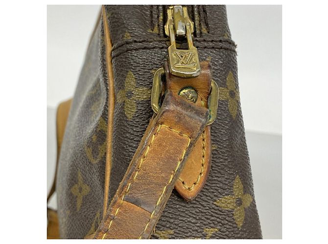 Borsa a tracolla Louis Vuitton Monogram Trocadero 27 Marrone - vista 13