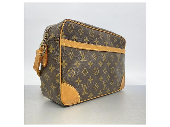 Borsa a tracolla Louis Vuitton Monogram Trocadero 30 Marrone - vista 2