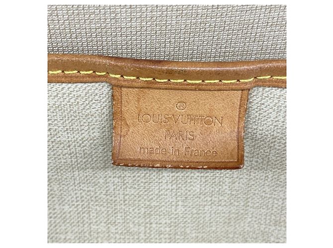 Bolsa Louis Vuitton Monogram Excursion Marrom - vista 5