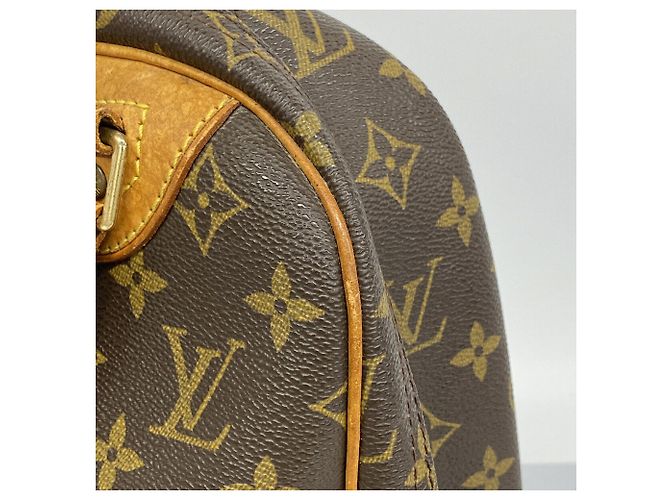 Bolsa Louis Vuitton Monogram Excursion Marrom - vista 8