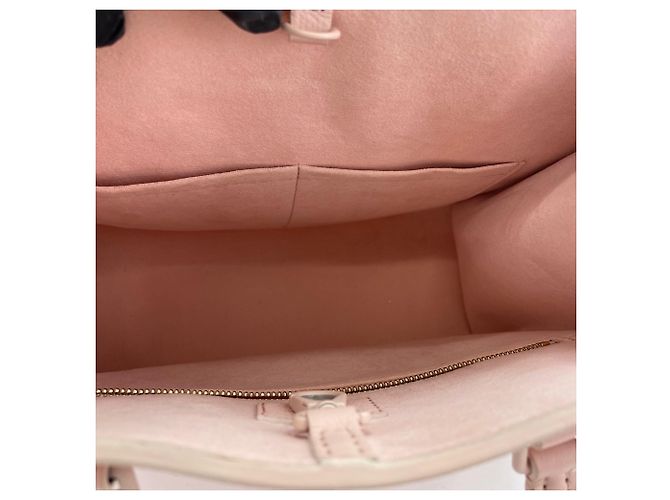 Borsa Louis Vuitton Lockme PM in rosa - vista 10