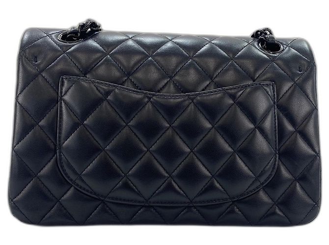Borsa a tracolla Chanel Matelassé 23 Nero - vista 3